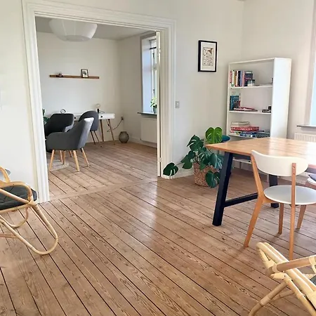 Midt I Apartamento